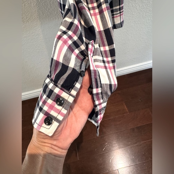 DALIA Women’s Plaid Button-Up Blouse – Size M – 100% Rayon - Picture 6 of 15